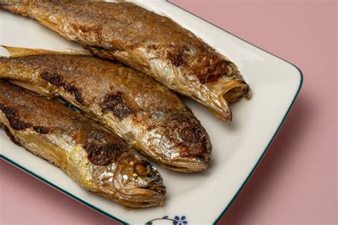 croaker fish tagalog|HOW TO CATCH CROAKER. my first fishing video. (TAGALOG) .